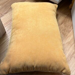 Yellow/Gold Large Throw Pillow